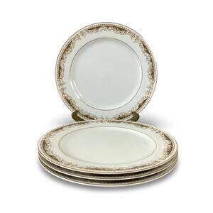 Queen Anne by SIGNATURE Dinner Plates